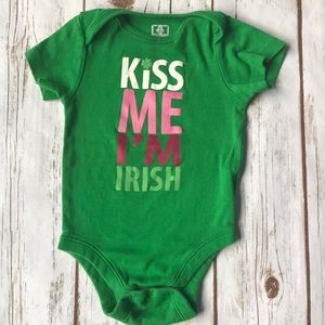 Toddler Old Navy “Kiss Me I’m Irish” Green Onesie